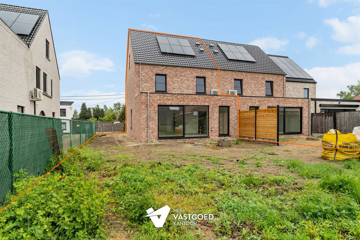 RUIME NIEUWBOUWWONING OP RUSTIGE CENTRALE LIGGING TE BALEN