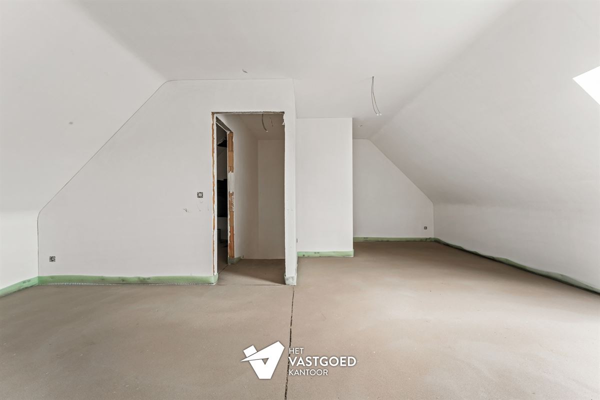 RUIME NIEUWBOUWWONING OP RUSTIGE CENTRALE LIGGING TE BALEN