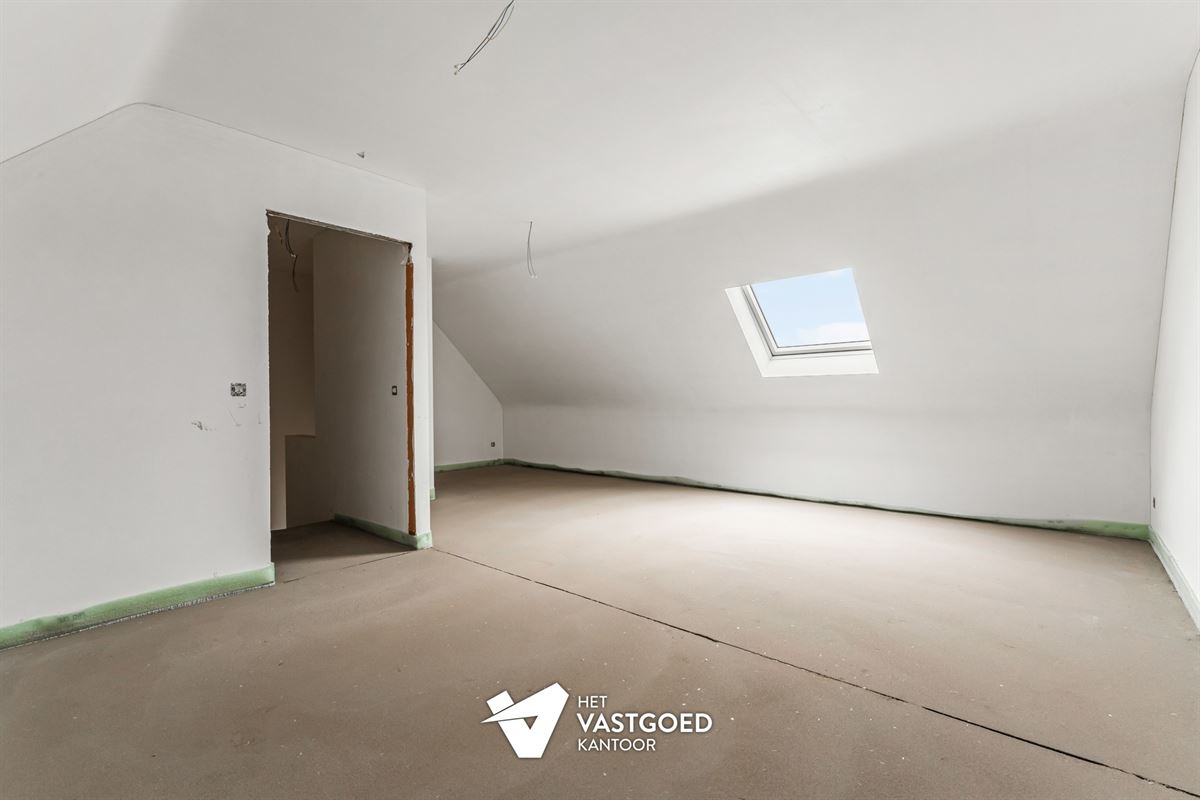 RUIME NIEUWBOUWWONING OP RUSTIGE CENTRALE LIGGING TE BALEN