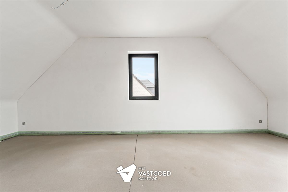 RUIME NIEUWBOUWWONING OP RUSTIGE CENTRALE LIGGING TE BALEN