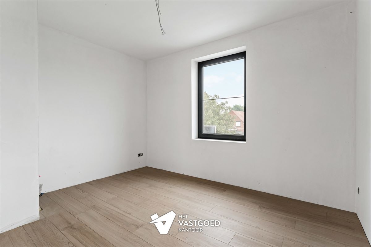 RUIME NIEUWBOUWWONING OP RUSTIGE CENTRALE LIGGING TE BALEN