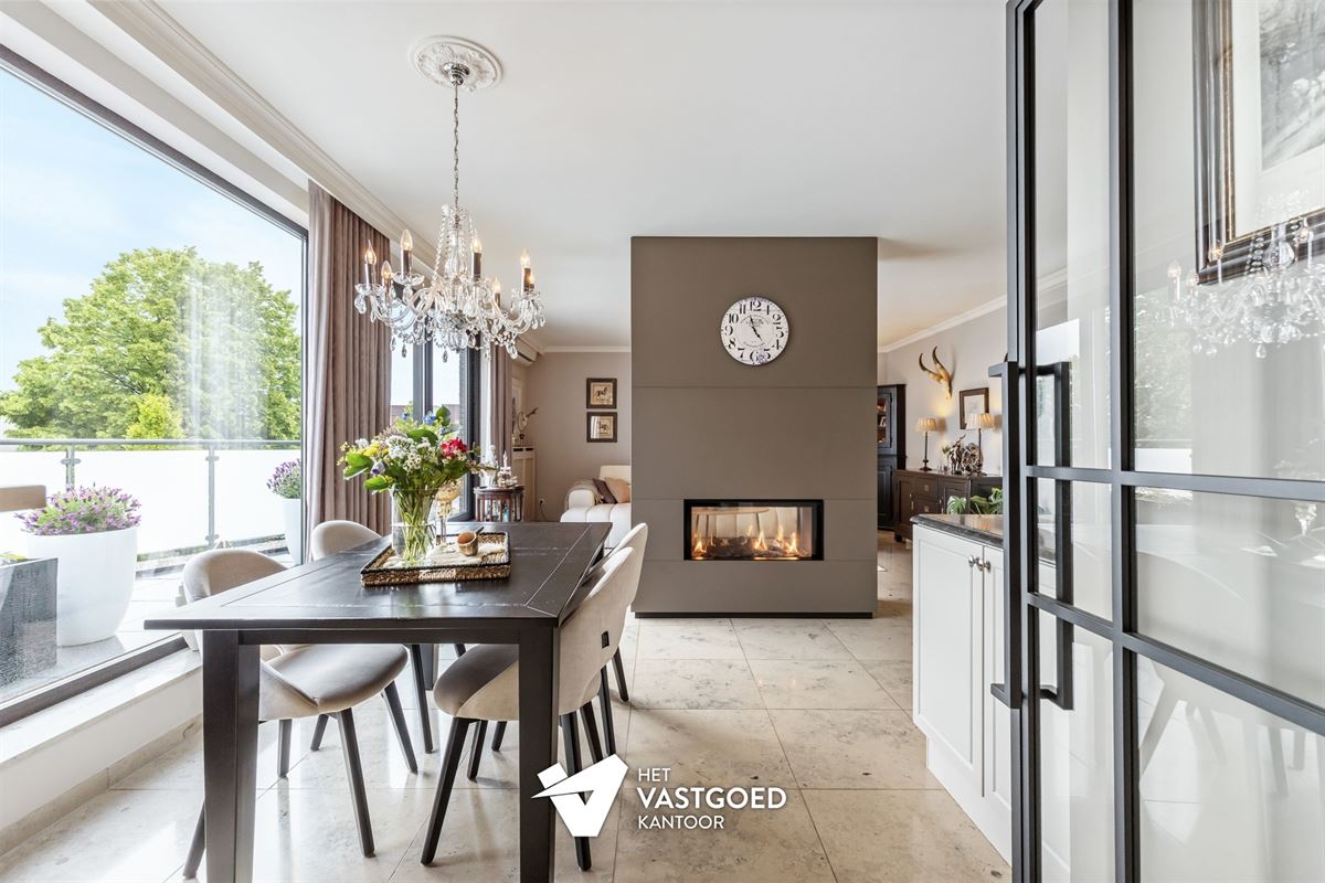 VRIJSTAANDE PENTHOUSE MET 3 SLPKS EN ZEER RUIM TERRAS!
