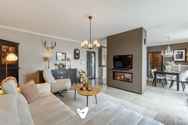 VRIJSTAANDE PENTHOUSE MET 3 SLPKS EN ZEER RUIM TERRAS!