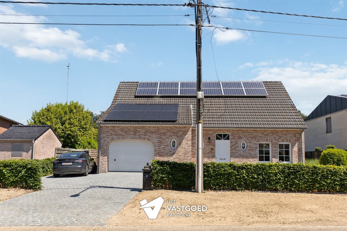 RECENTE, ENERGIEZUINIGE WONING OP RUSTIGE LIGGING