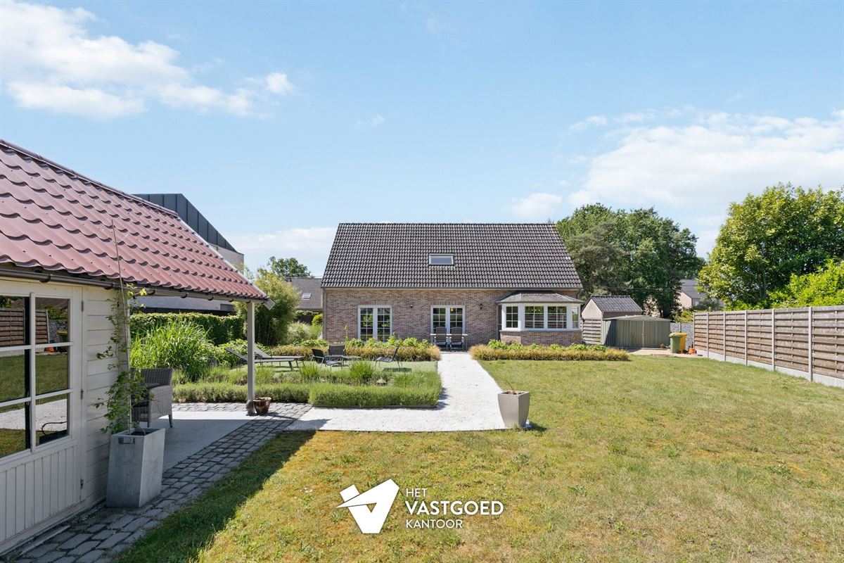 RECENTE, ENERGIEZUINIGE WONING OP RUSTIGE LIGGING