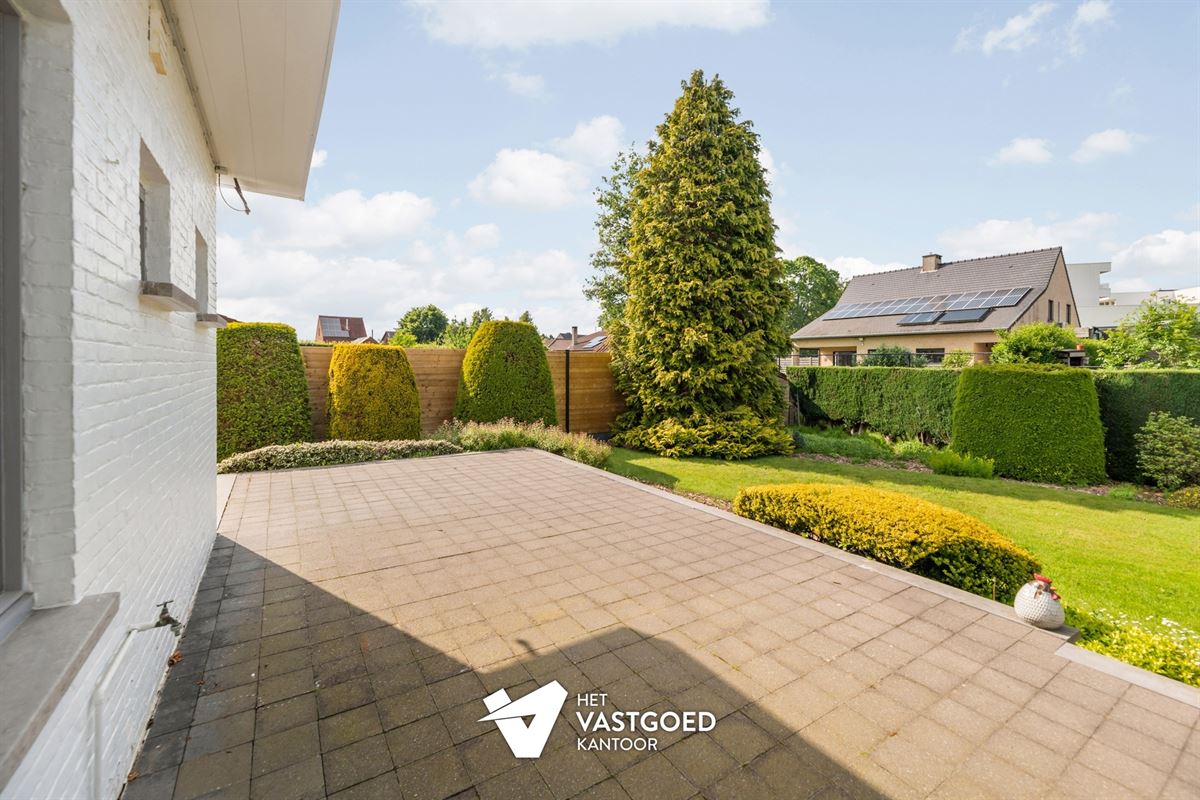 PERFECT ONDERHOUDEN WONING OP IDEALE LIGGING!