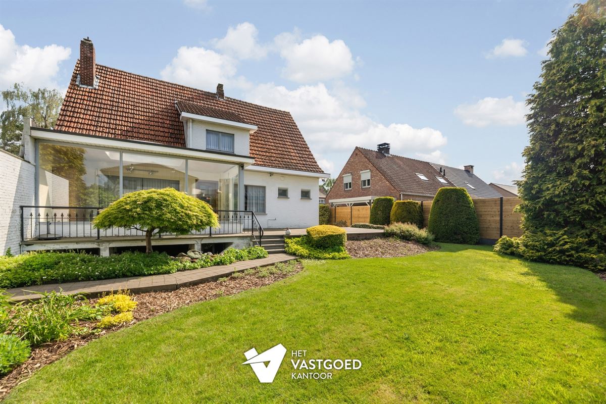 PERFECT ONDERHOUDEN WONING OP IDEALE LIGGING!