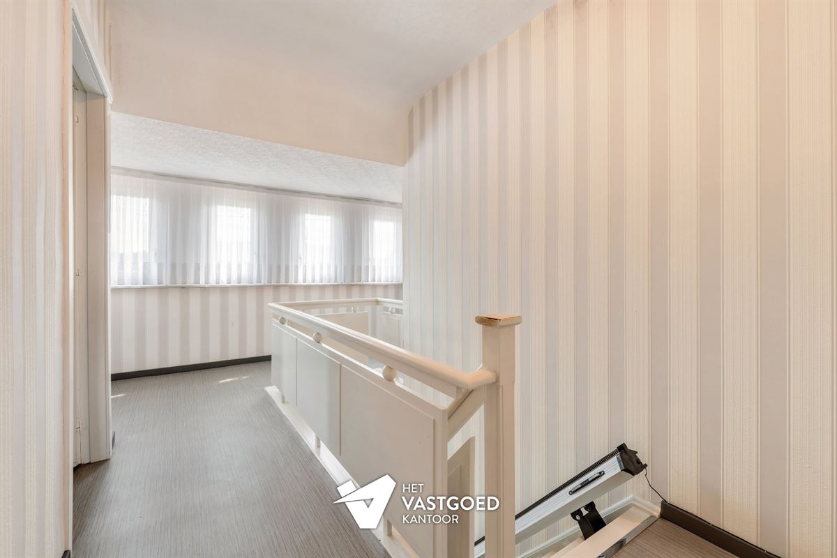 PERFECT ONDERHOUDEN WONING OP IDEALE LIGGING!