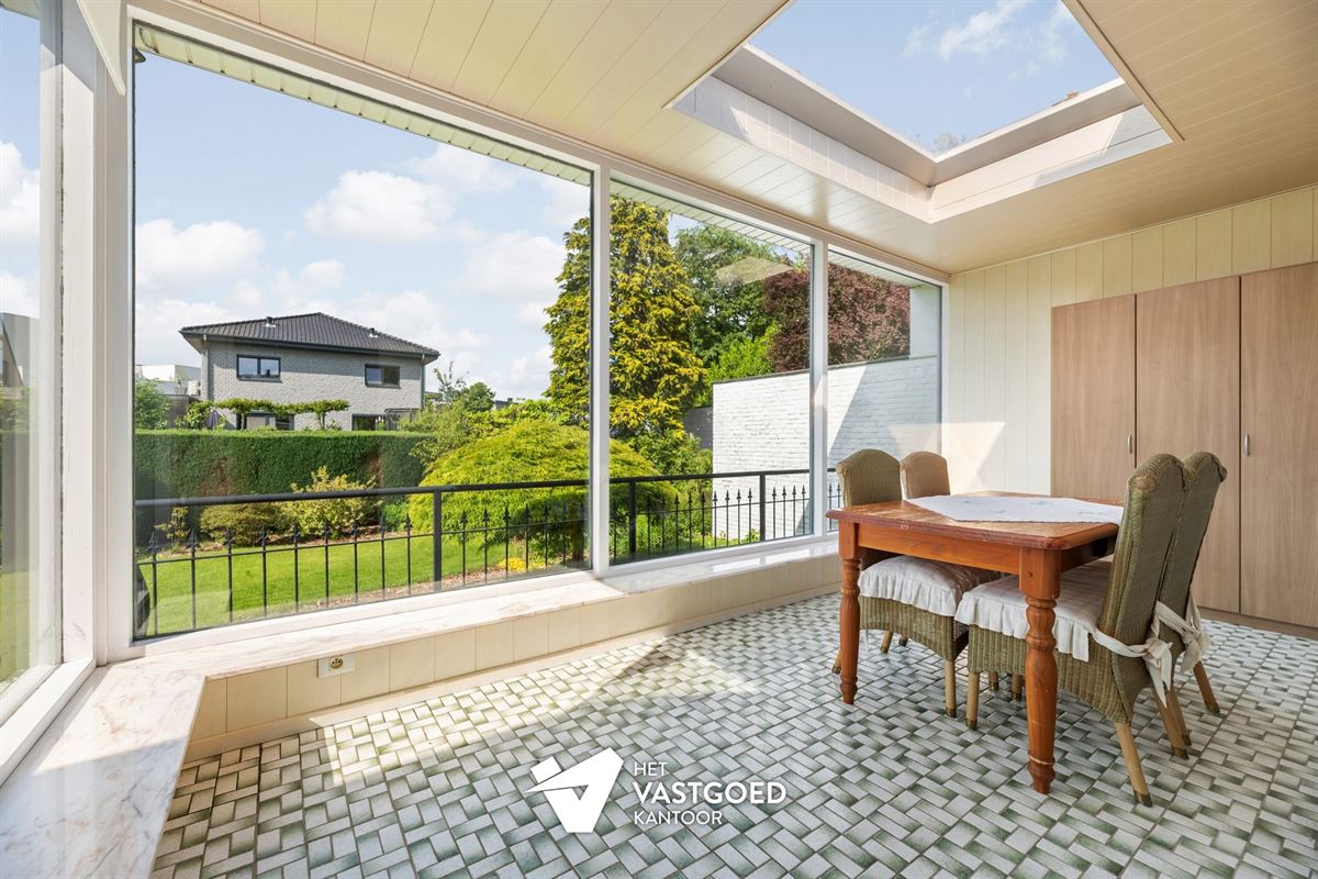 PERFECT ONDERHOUDEN WONING OP IDEALE LIGGING!