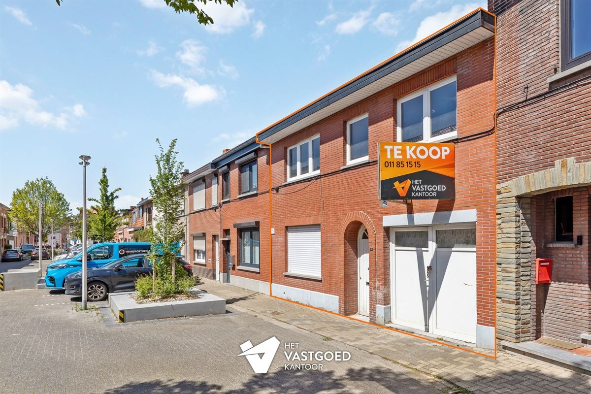 ZEER INTERESSANT INVESTERINGSPROJECT VAN EEN REEDS GESTRIPTE WONING TE HASSELT CENTRUM