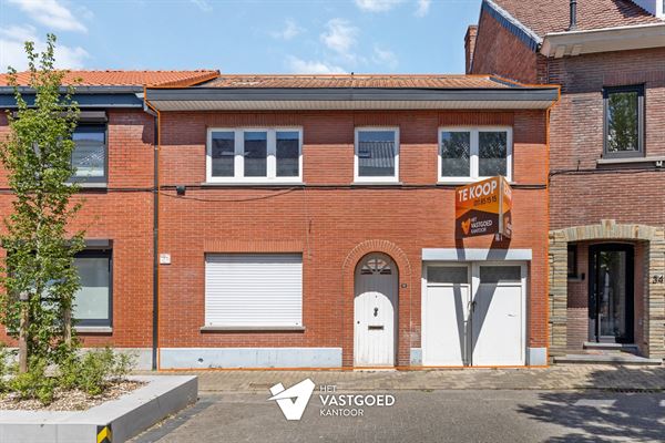 ZEER INTERESSANT INVESTERINGSPROJECT VAN EEN REEDS GESTRIPTE WONING TE HASSELT CENTRUM