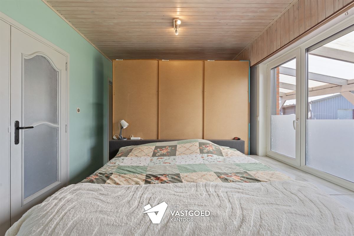 GERENOVEERDE, INSTAPKLARE WONING OP LEUKE LIGGING