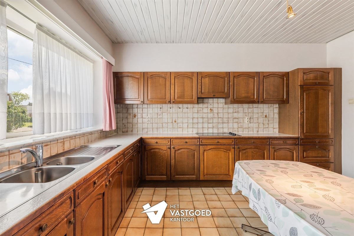 PERFECT ONDERHOUDEN WONING OP IDEALE LIGGING!