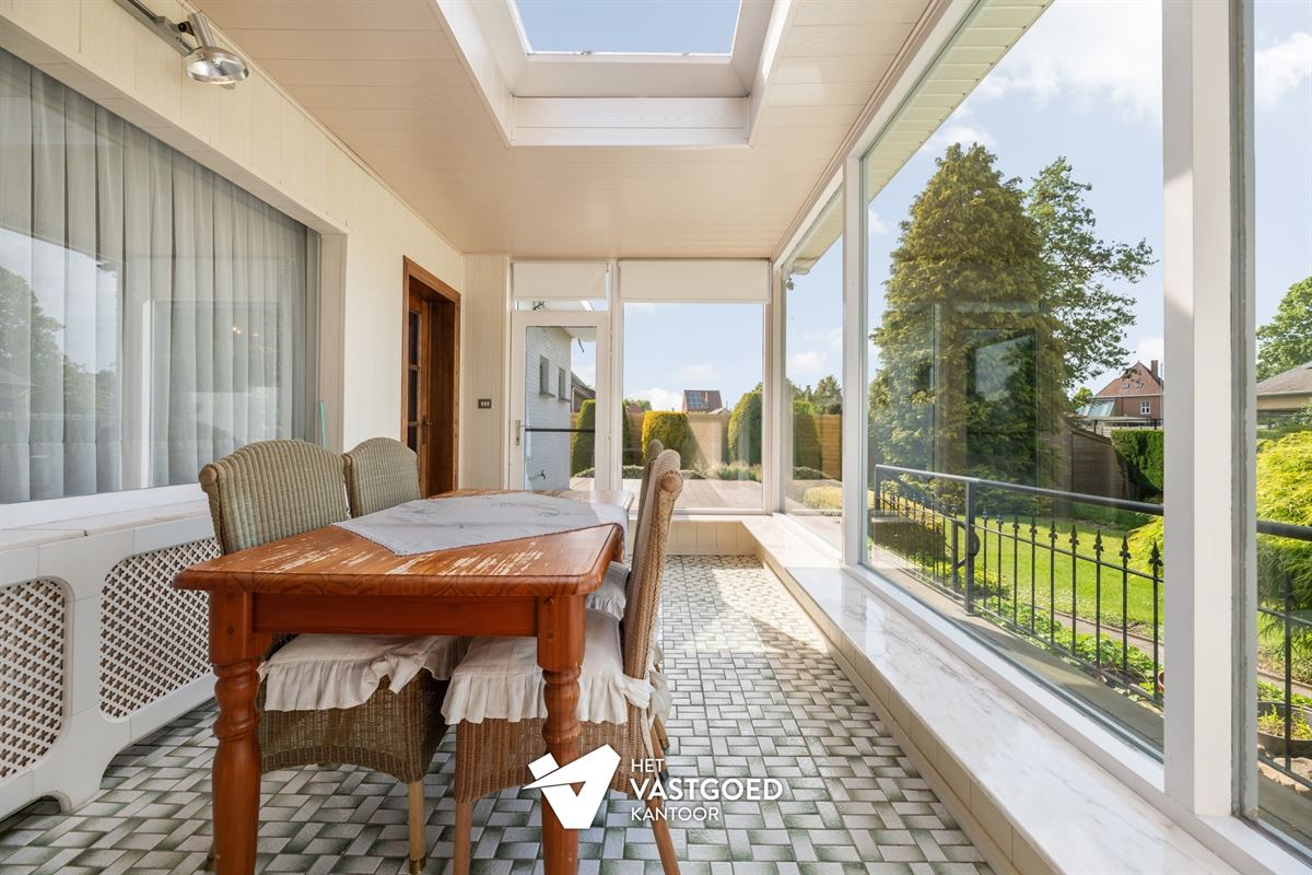 PERFECT ONDERHOUDEN WONING OP IDEALE LIGGING!