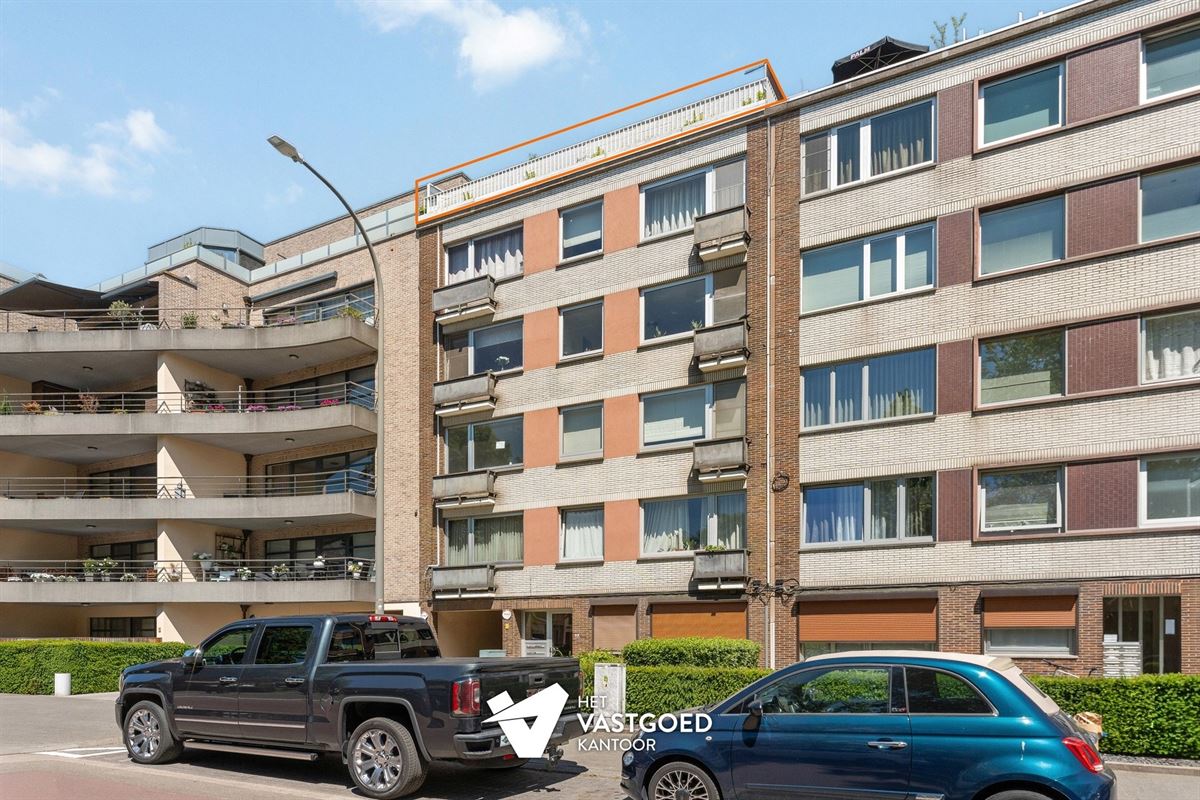 GERENOVEERD APPARTEMENT MET 2 TERRASSEN OP TOPLOCATIE TE HASSELT CENTRUM