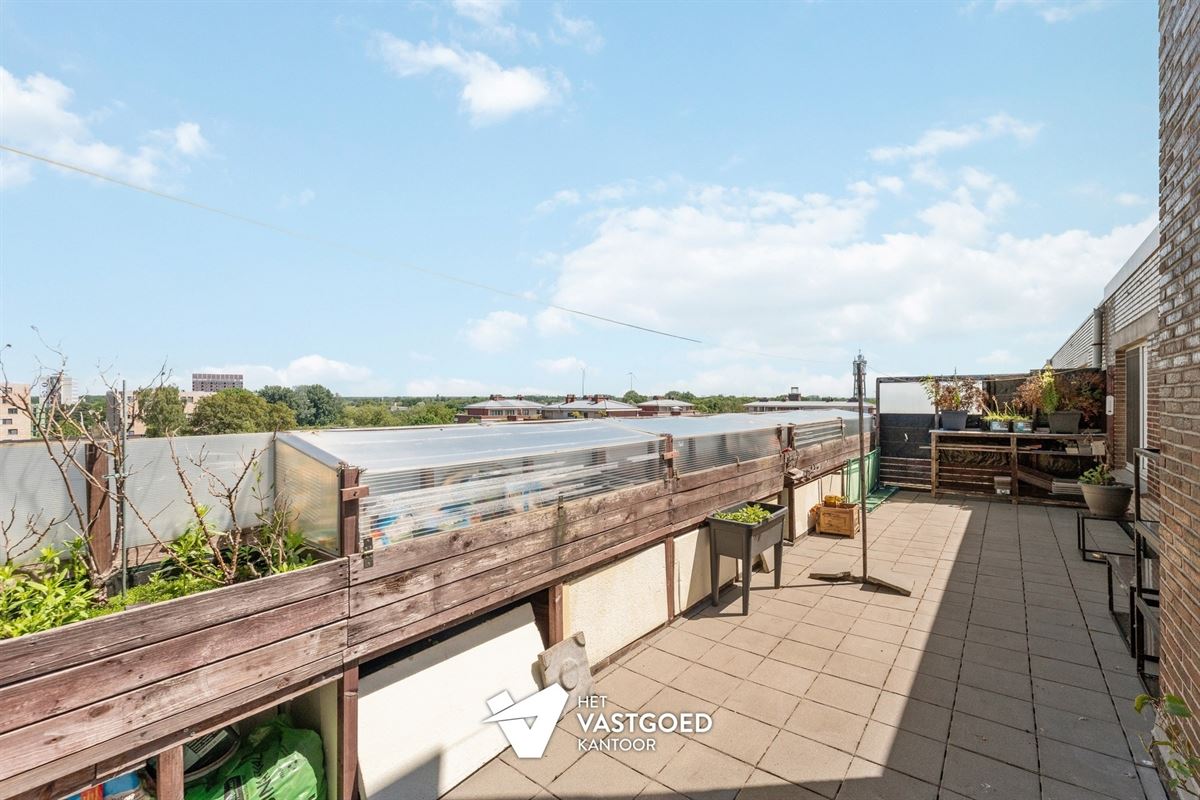 GERENOVEERD APPARTEMENT MET 2 TERRASSEN OP TOPLOCATIE TE HASSELT CENTRUM