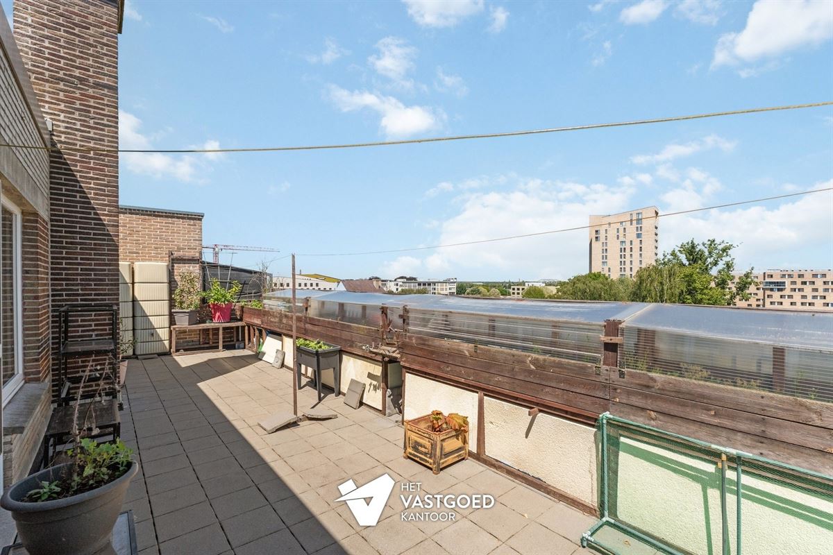 GERENOVEERD APPARTEMENT MET 2 TERRASSEN OP TOPLOCATIE TE HASSELT CENTRUM