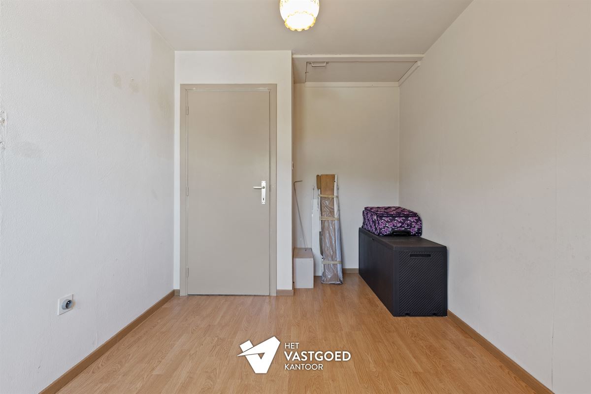 GERENOVEERDE, INSTAPKLARE WONING OP LEUKE LIGGING