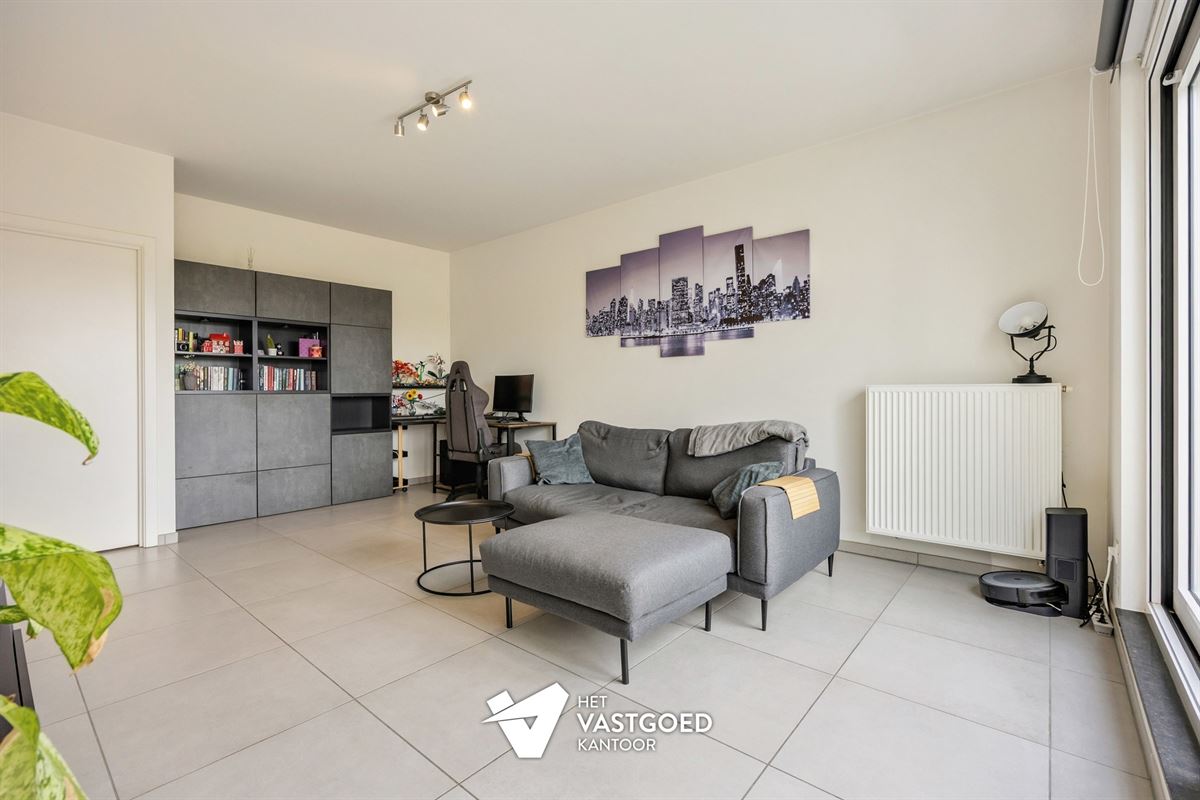 LEUK APPARTEMENT MET 1 SLAAPKAMER EN LEUK TERRAS OP TOPLOCATIE TE TESSENDERLO CENTRUM