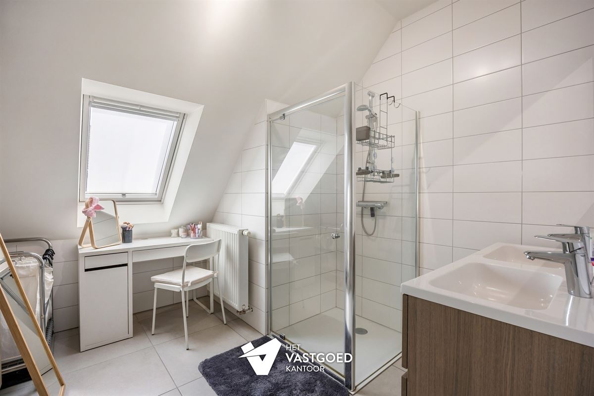 LEUK APPARTEMENT MET 1 SLAAPKAMER EN LEUK TERRAS OP TOPLOCATIE TE TESSENDERLO CENTRUM
