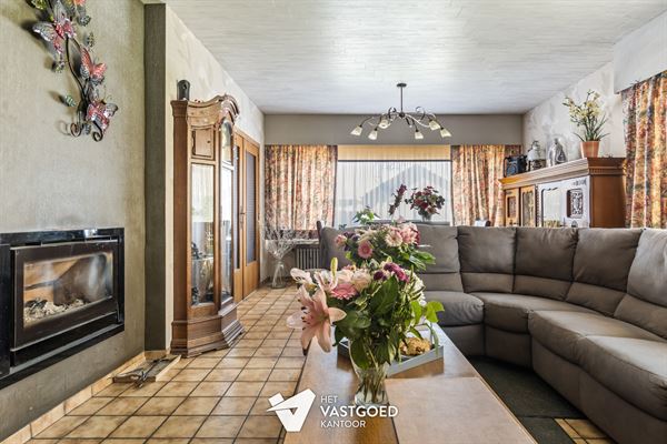INSTAPKLARE GELIJKVLOERSE WONING MET 4 SLPKS OP RUSTIGE LIGGING