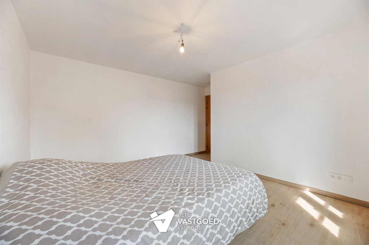 ZEER RUIME RECENTE WONING (266M²) MET LEUKE TUIN TE WIJCHMAAL