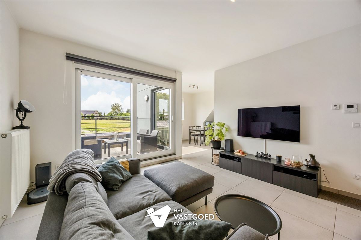 LEUK APPARTEMENT MET 1 SLAAPKAMER EN LEUK TERRAS OP TOPLOCATIE TE TESSENDERLO CENTRUM