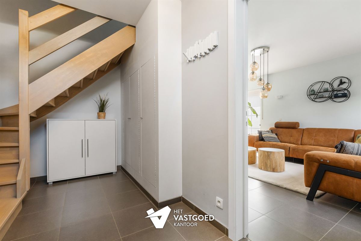 UITERST KNAP AFGEWERKTE WONING MET 3 SLAAPKAMERS RUSTIG GELEGEN OP EEN PERCEEL VAN 4A30CA TE KWAADMECHELEN