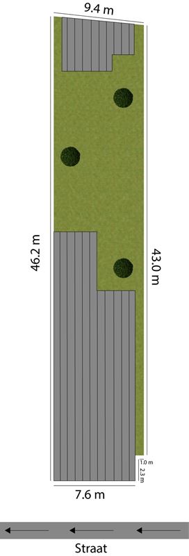 INSTAPKLAAR GELIJKVLOERS APPARTEMENT MET TERRAS, TUIN EN GARAGE