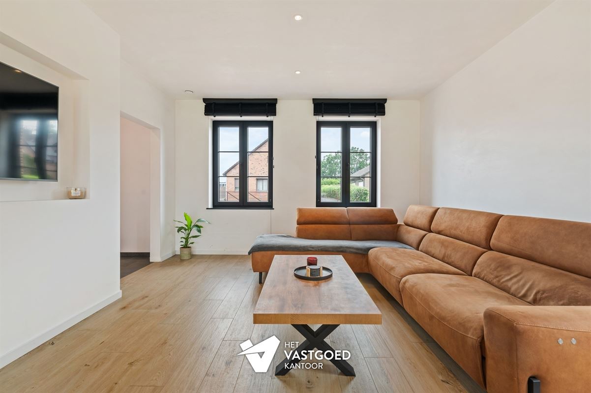 ZEER RUIME RECENTE WONING (266M²) MET LEUKE TUIN TE WIJCHMAAL