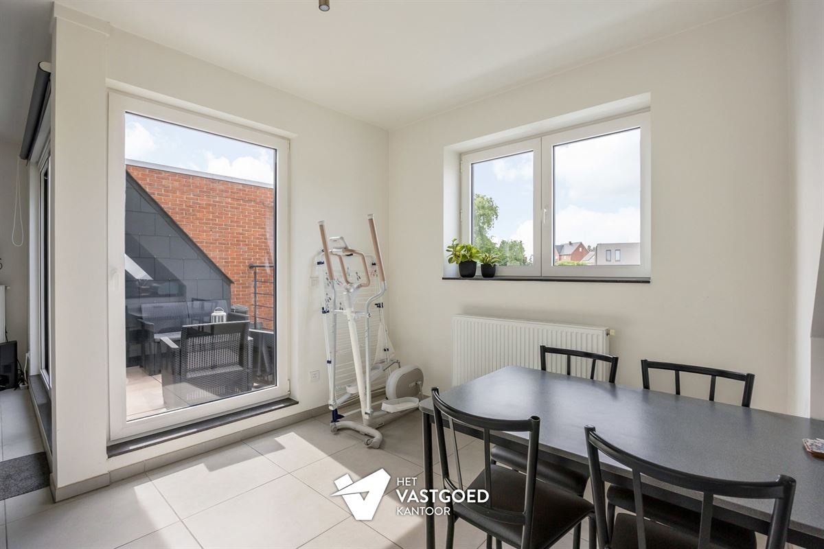 LEUK APPARTEMENT MET 1 SLAAPKAMER EN LEUK TERRAS OP TOPLOCATIE TE TESSENDERLO CENTRUM
