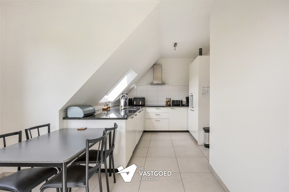 LEUK APPARTEMENT MET 1 SLAAPKAMER EN LEUK TERRAS OP TOPLOCATIE TE TESSENDERLO CENTRUM