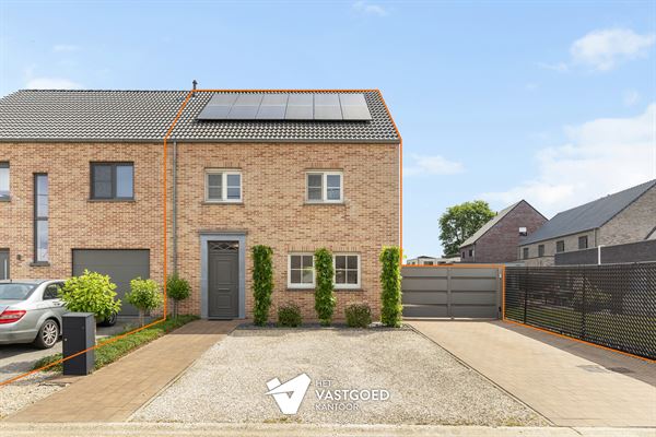 UITERST KNAP AFGEWERKTE WONING MET 3 SLAAPKAMERS RUSTIG GELEGEN OP EEN PERCEEL VAN 4A30CA TE KWAADMECHELEN