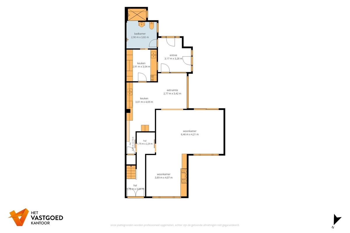 ZEER RUIME, DEELS GERENOVEERDE WONING MET RUIME, ZUIDGERICHTE TUIN
