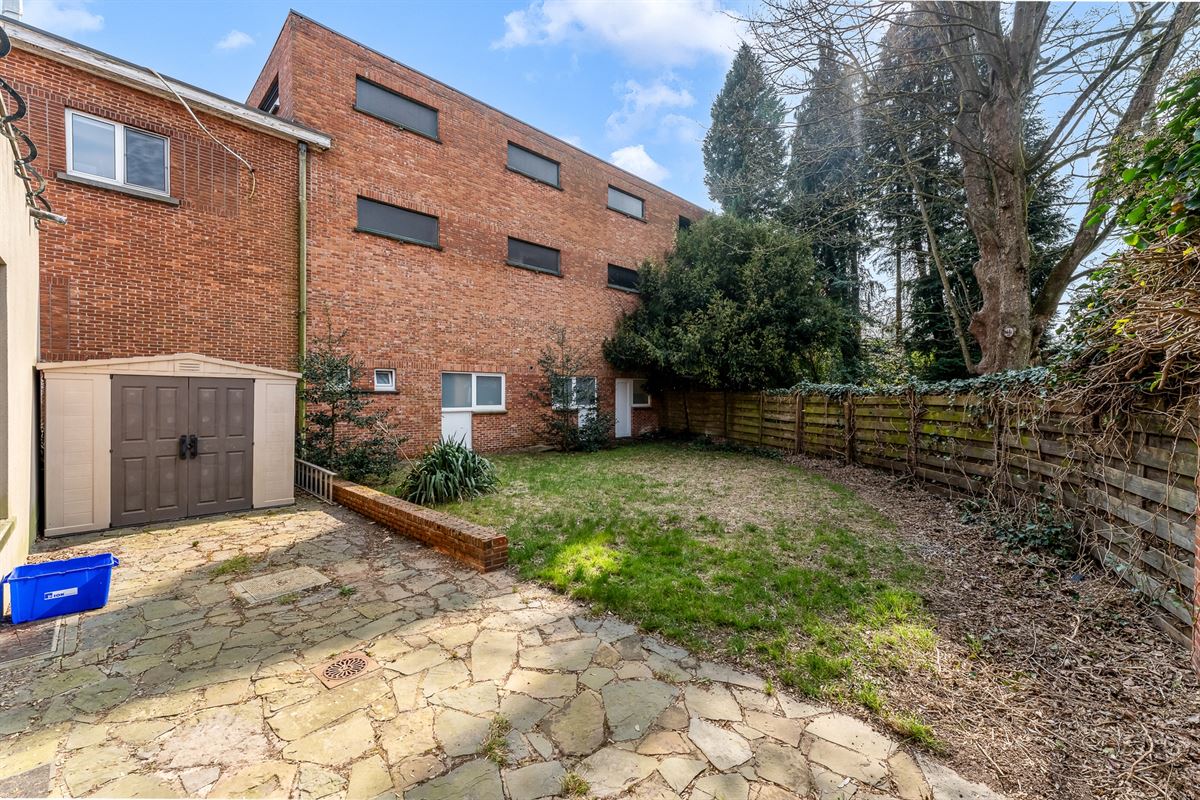 RUIM APPARTEMENT VAN 199 M² MET 2 SLAAPKAMERS, TUIN EN TERRAS OP TOPLOCATIE IN BALEN CENTRUM!