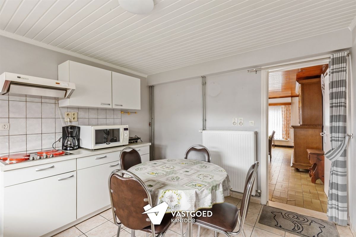 PERFECT ONDERHOUDEN WONING OP PRACHTIG PERCEEL NABIJ KEIHEUVEL