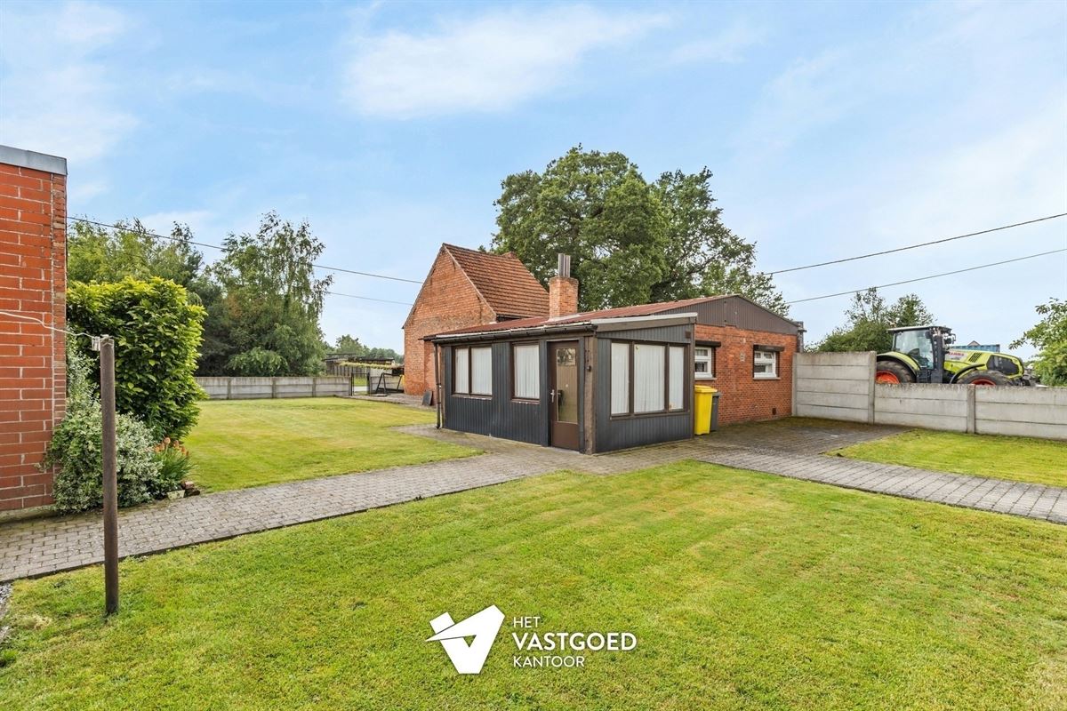 PERFECT ONDERHOUDEN WONING OP PRACHTIG PERCEEL NABIJ KEIHEUVEL