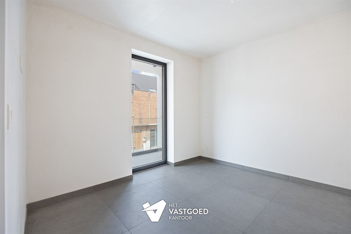 RUIM 1-SLAAPKAMERAPPARTEMENT MET AANGENAME BUITENRUIMTE