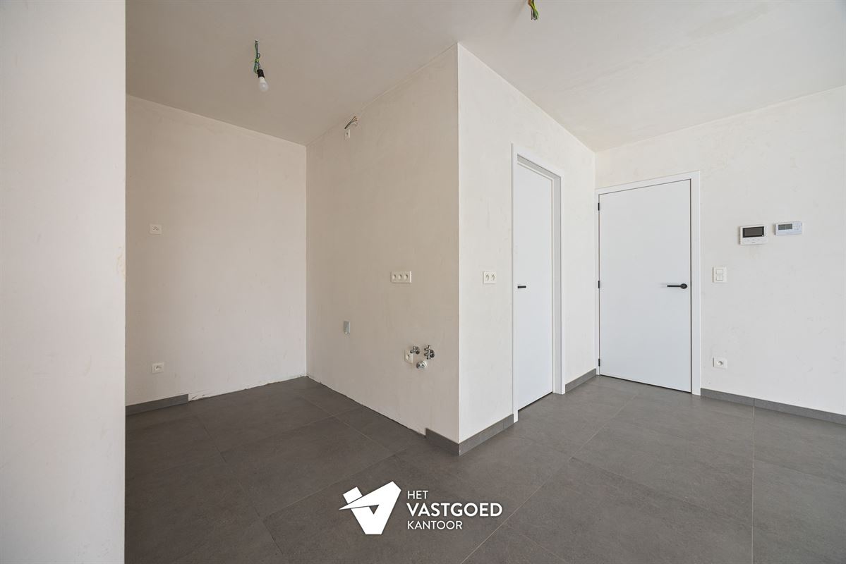 RUIM EN LICHTRIJK APPARTEMENT MET 1 SLAAPKAMER