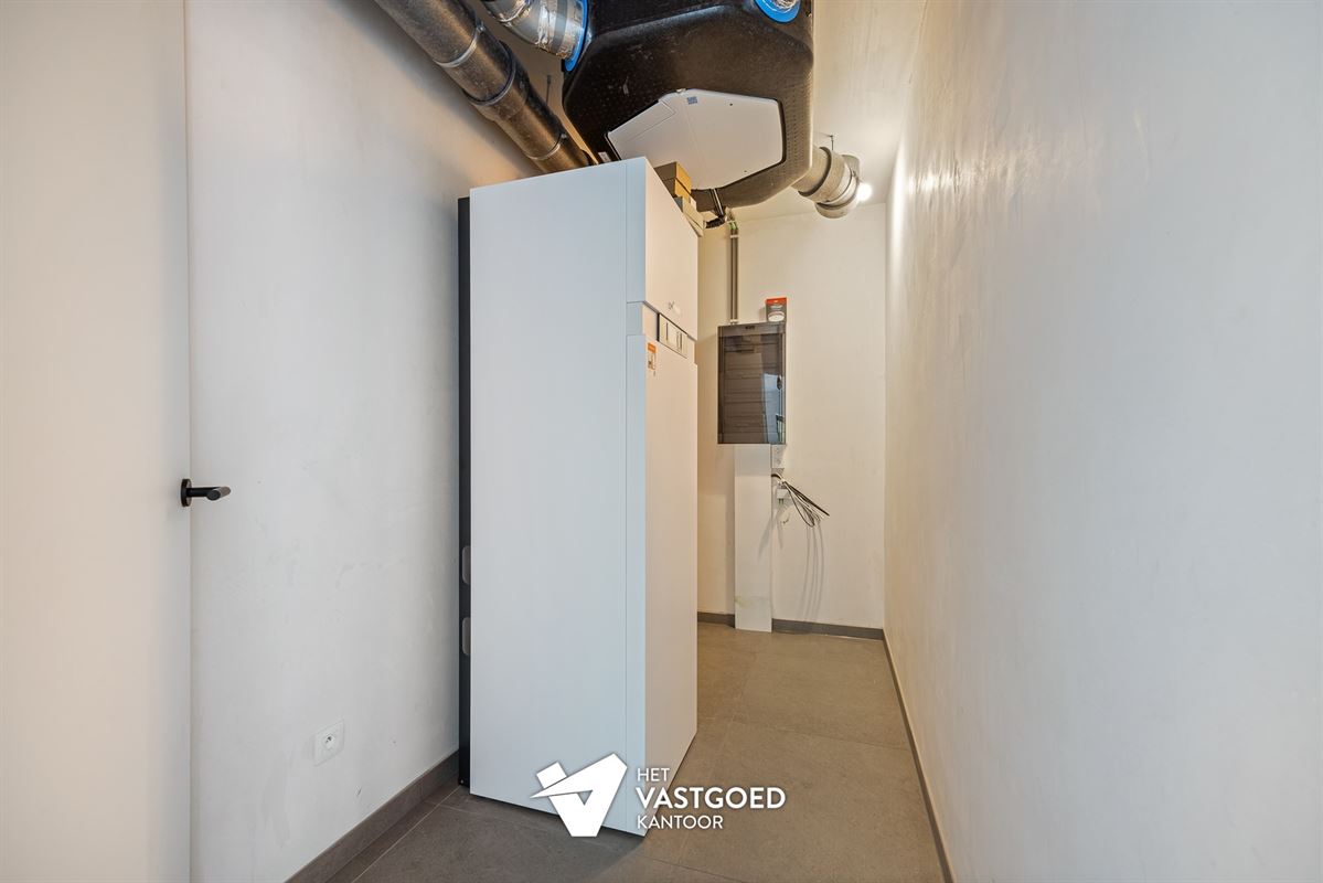 COMFORTABEL APPARTEMENT MET RUIM TERRAS OP DE EERSTE VERDIEPING