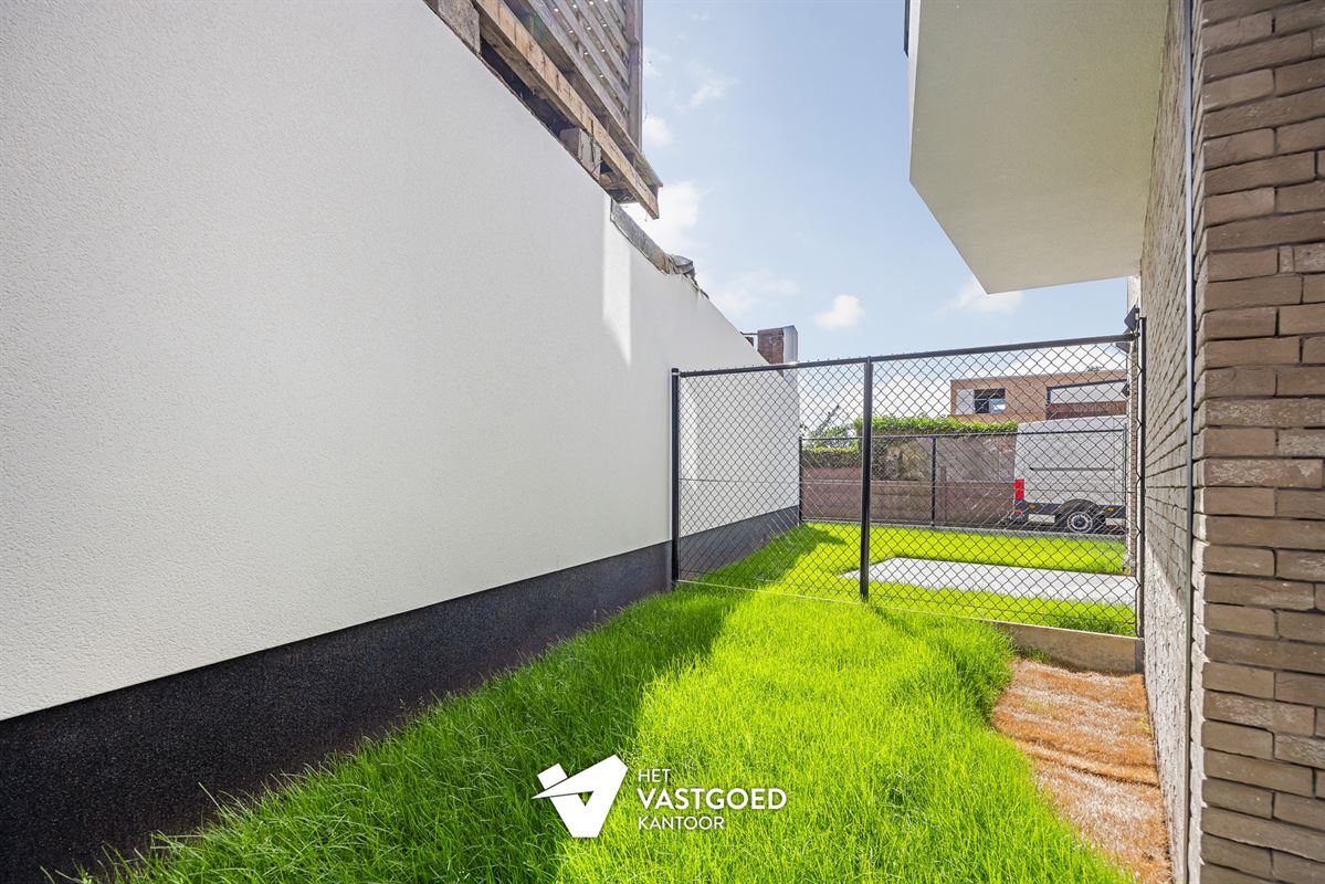GELIJKVLOERS WONEN MET RUIM TERRAS (TUIN) - 6% BTW MOGELIJK!