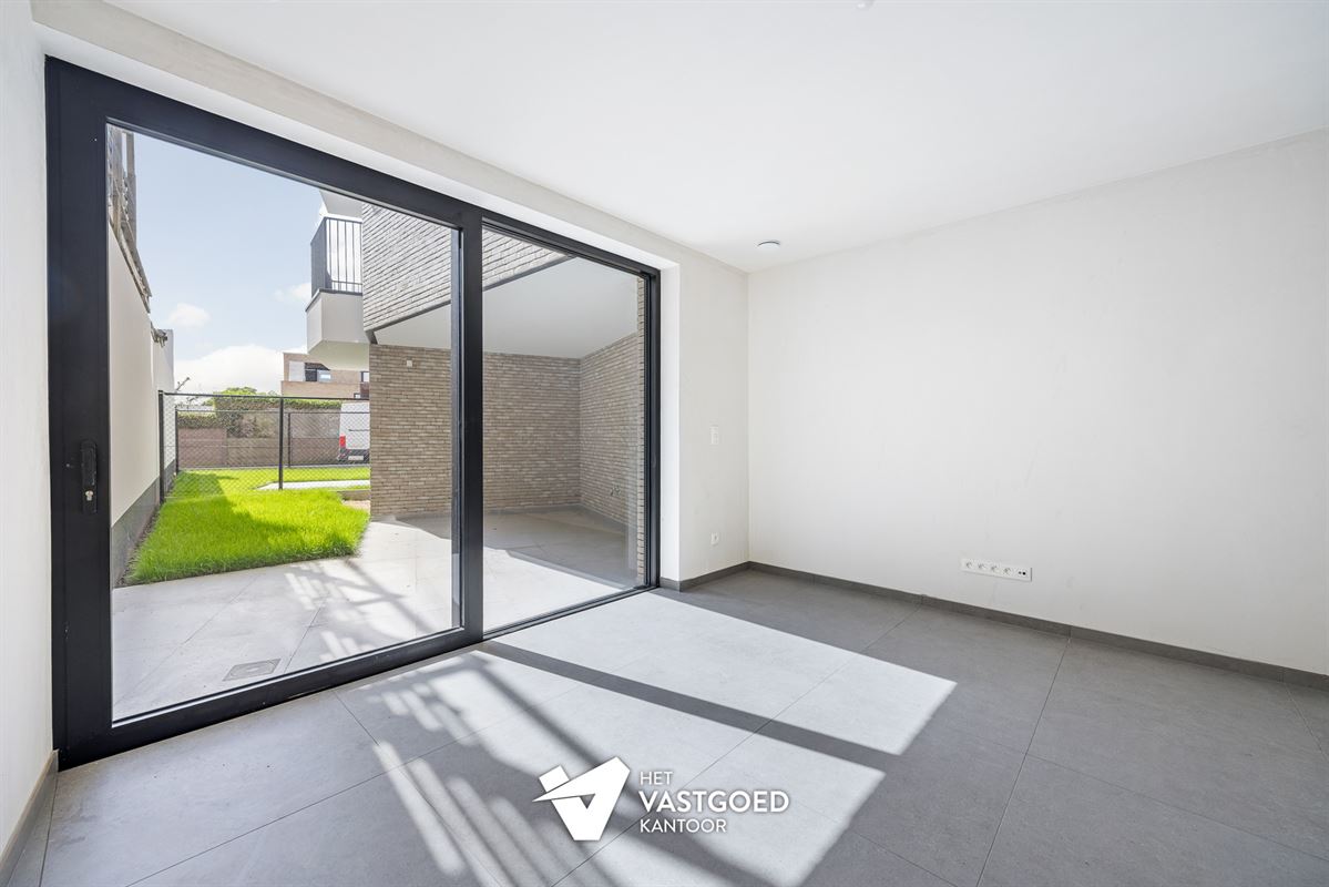 GELIJKVLOERS WONEN MET RUIM TERRAS (TUIN) - 6% BTW MOGELIJK!