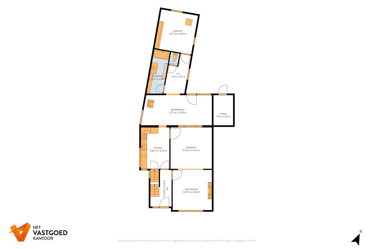 WONING MET POTENTIEEL EN CA 90M2 BIJGEBOUWEN OP MOOIE LIGGING