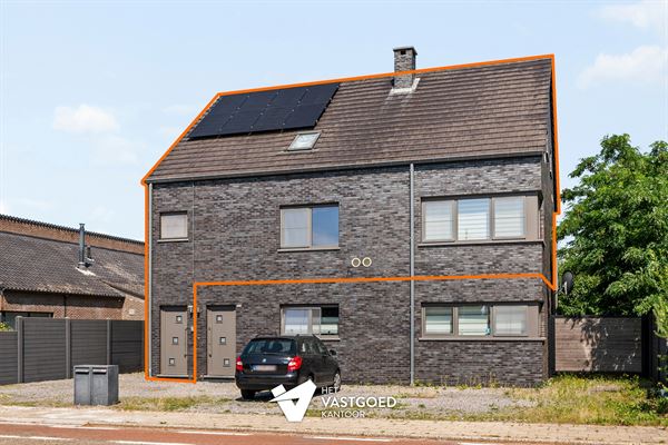 RUIM EN KWALITATIEF DUPLEX APPARTEMENT MET 4 SLAAPKAMERS EN RUIM TERRAS TE LEOPOLDSBURG