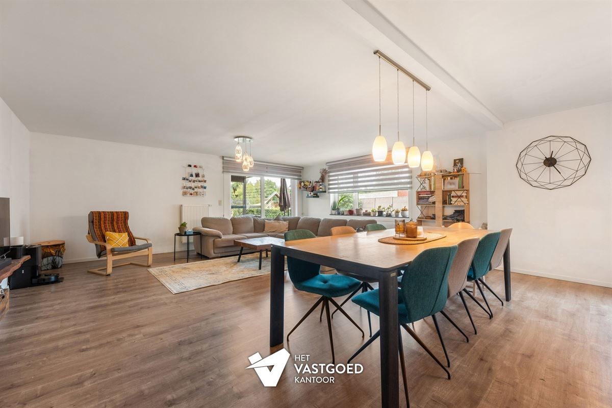 PERFECT ONDERHOUDEN EN ENERGIEZUINIG GELIJKVLOERS APPARTEMENT (165M²) EN TUIN TE BERINGEN