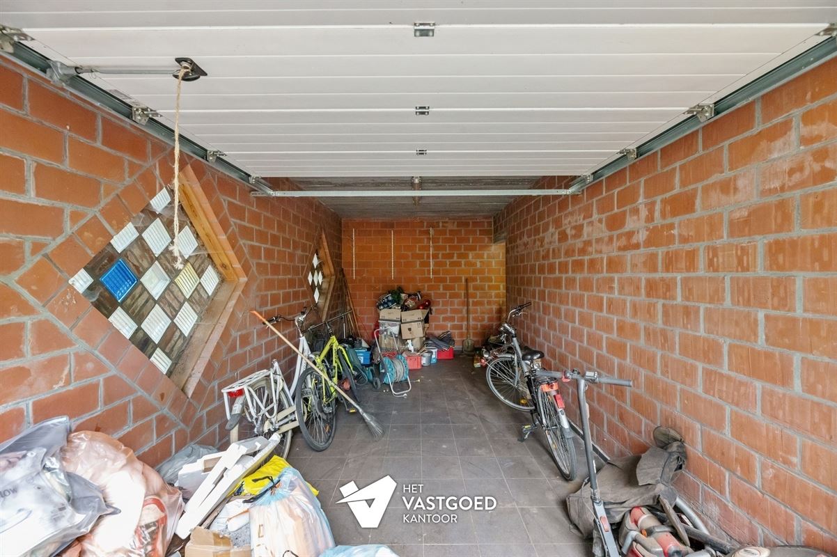 GELIJKVLOERSE WONING OP PRACHTIGE LIGGING OP 3060M2