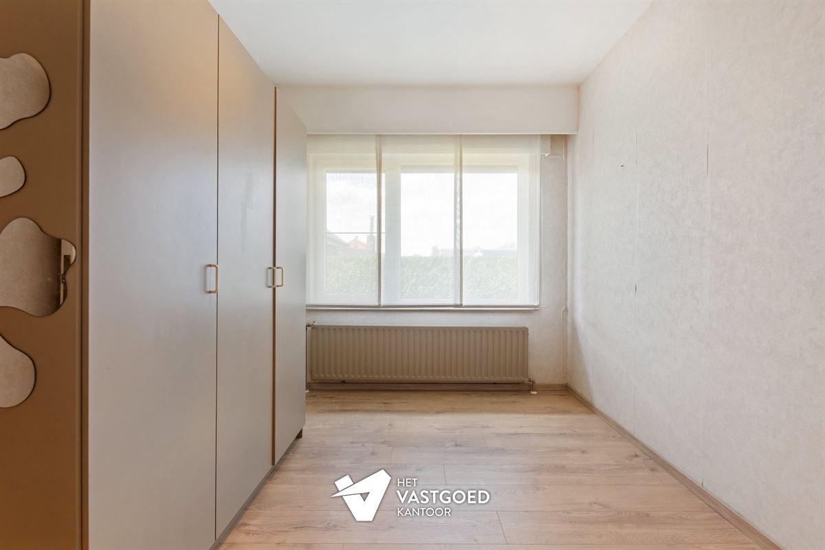 INSTAPKLARE GELIJKVLOERSE WONING OP RUSTIGE LIGGING