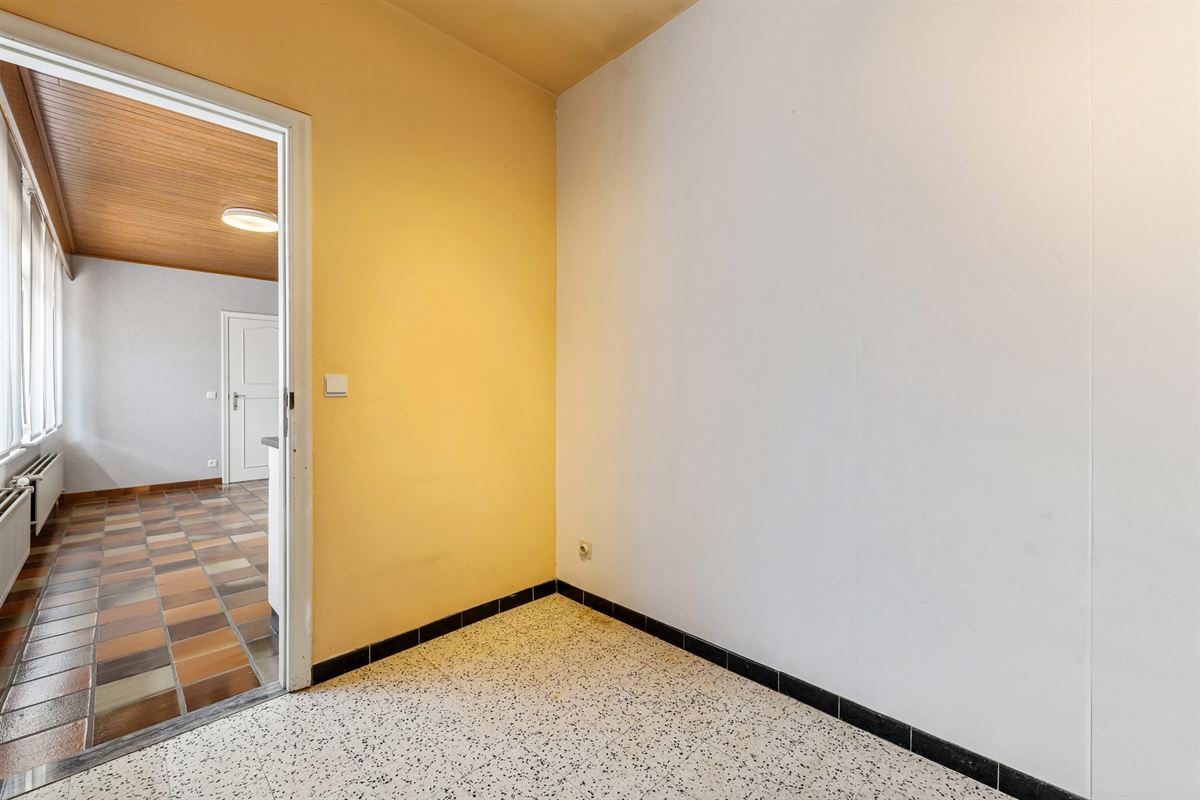 INSTAPKLARE GELIJKVLOERSE WONING OP RUSTIGE LIGGING