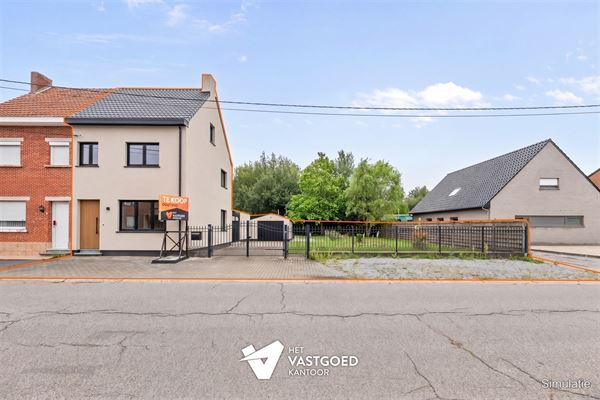 CHARMANTE RENOVATIEWONING OP EEN RUIM PERCEEL VAN 11 ARE