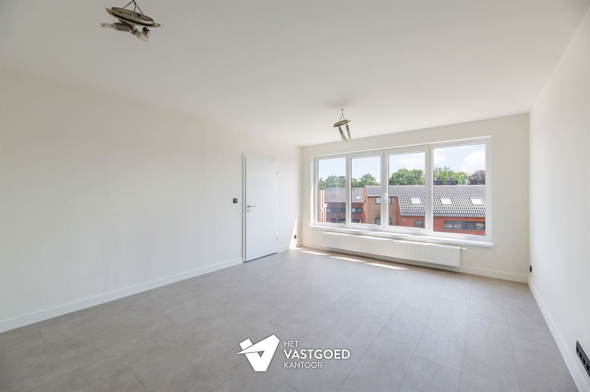 RECENT GERENOVEERD APPARTEMENT MET 2 SLAAPKAMERS IN HET CENTRUM VAN HEPPEN